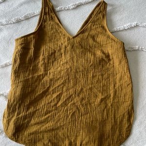✨Old Navy Tank Top✨